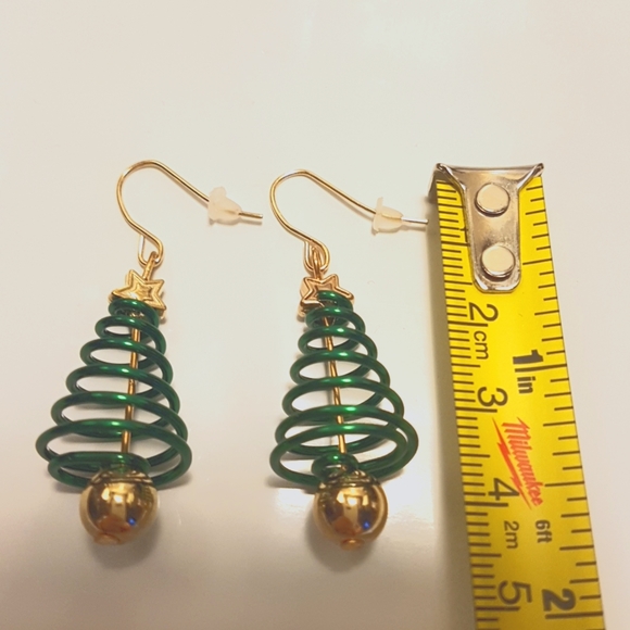 2/25$ Christmas Drop Earrings Tree Earrings - Picture 2 of 5